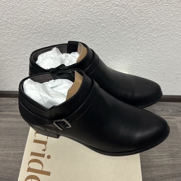 LifeStride Alexander Bootie - Picture 5 of 9